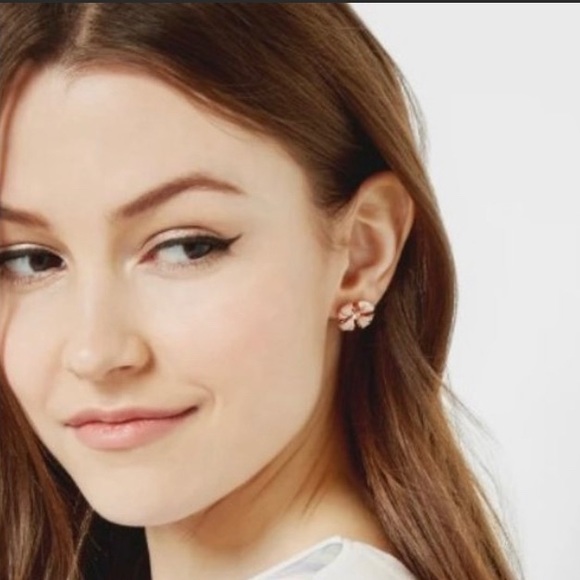 BNWT Ted Baker London “Rosetta Coral Enamel Earrings” - Picture 2 of 5